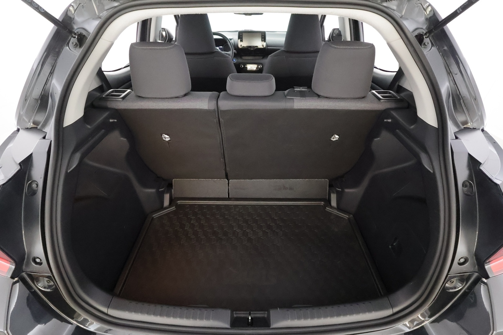 TOYOTA Yaris 2021