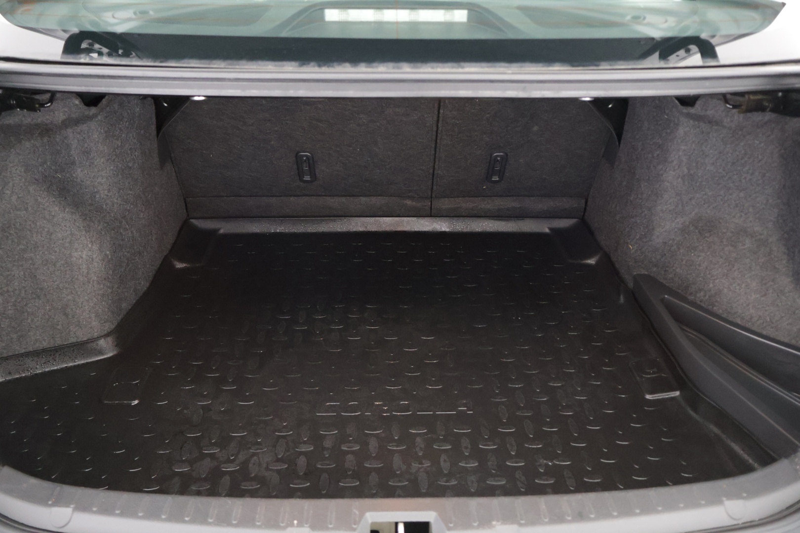 TOYOTA Corolla 2012