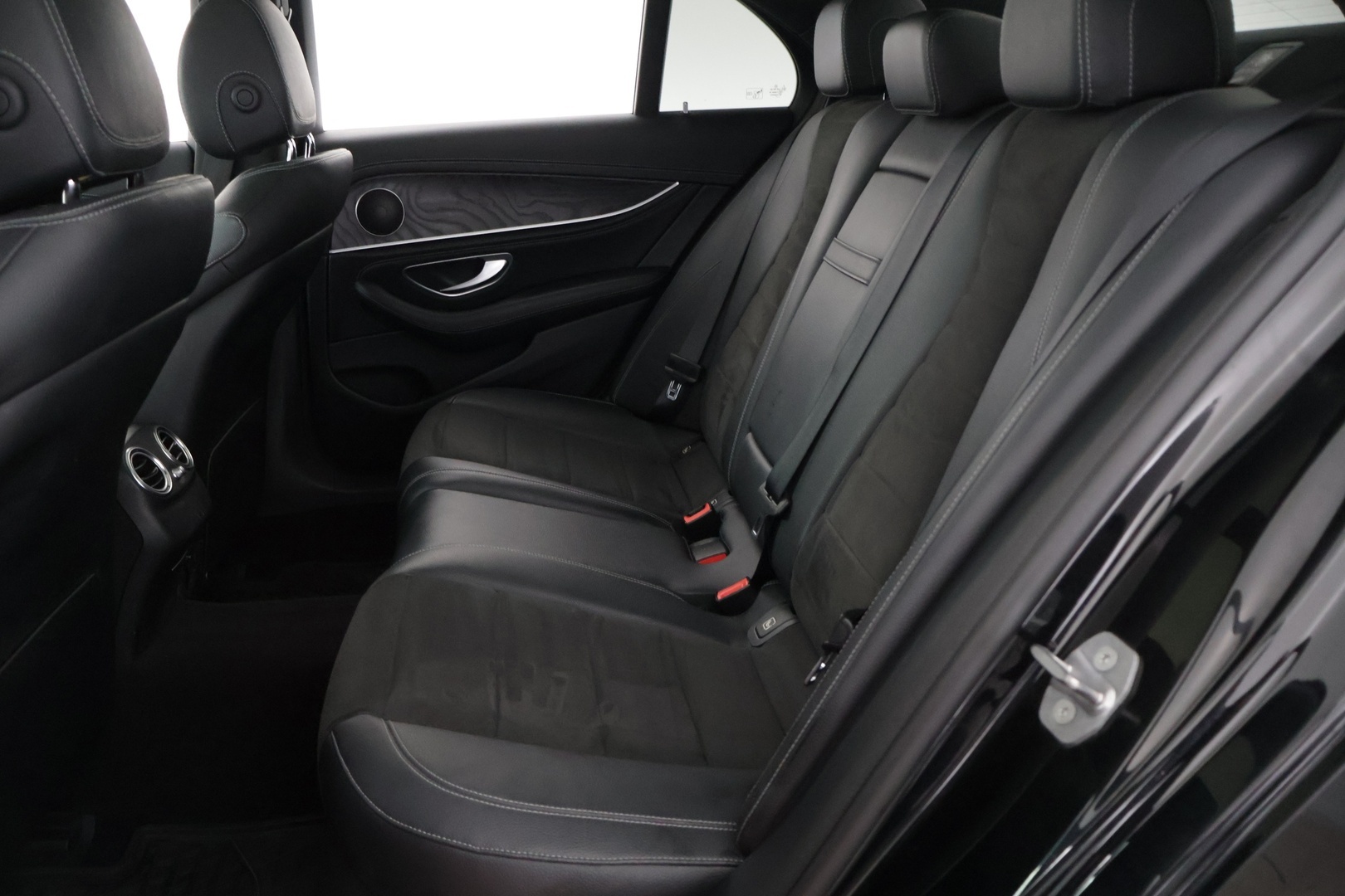 MERCEDES-BENZ E 2017