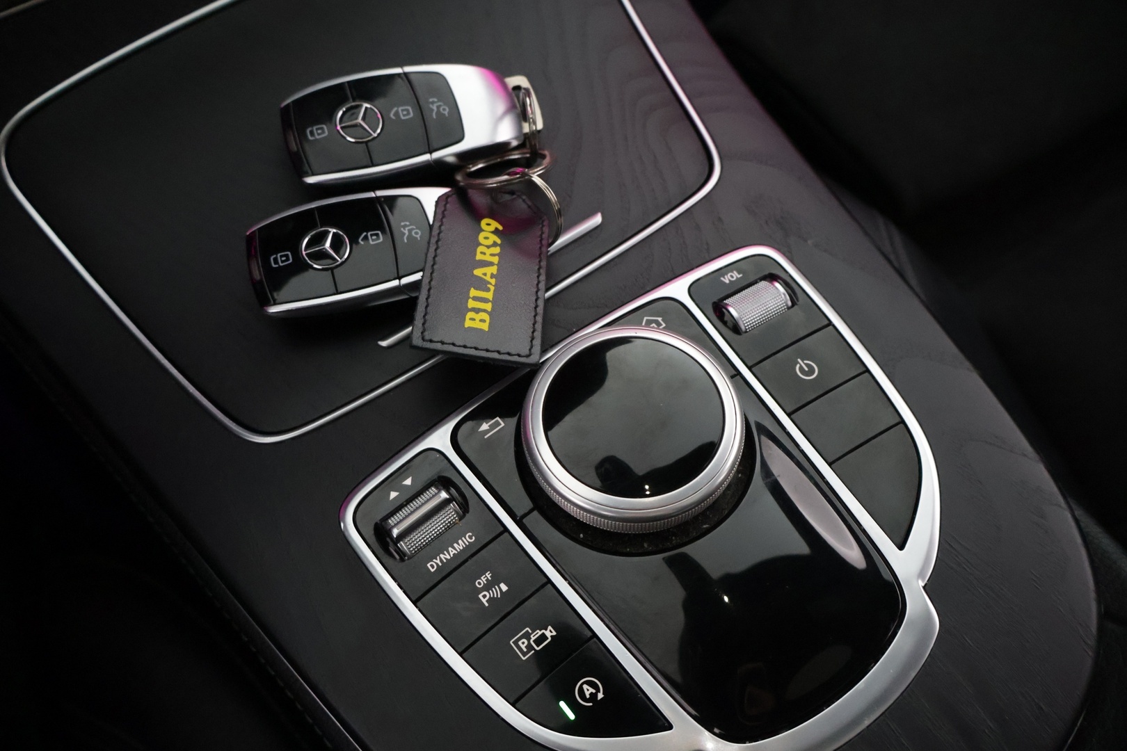 MERCEDES-BENZ E 2017