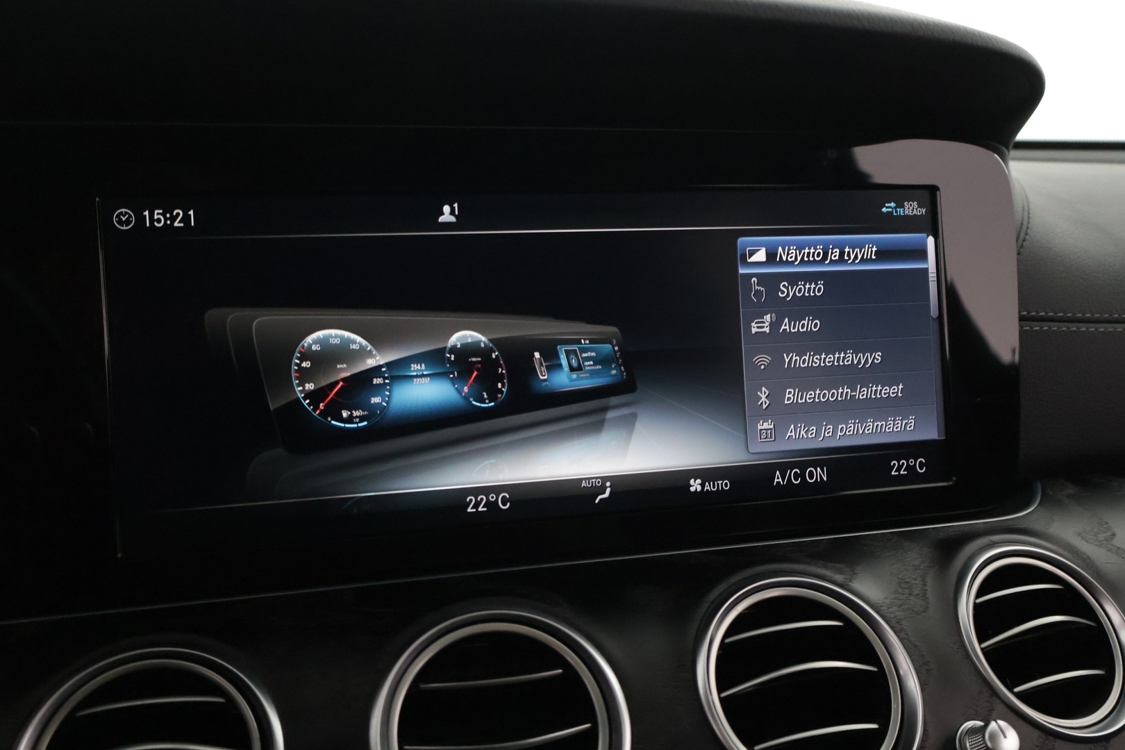 MERCEDES-BENZ E 2017