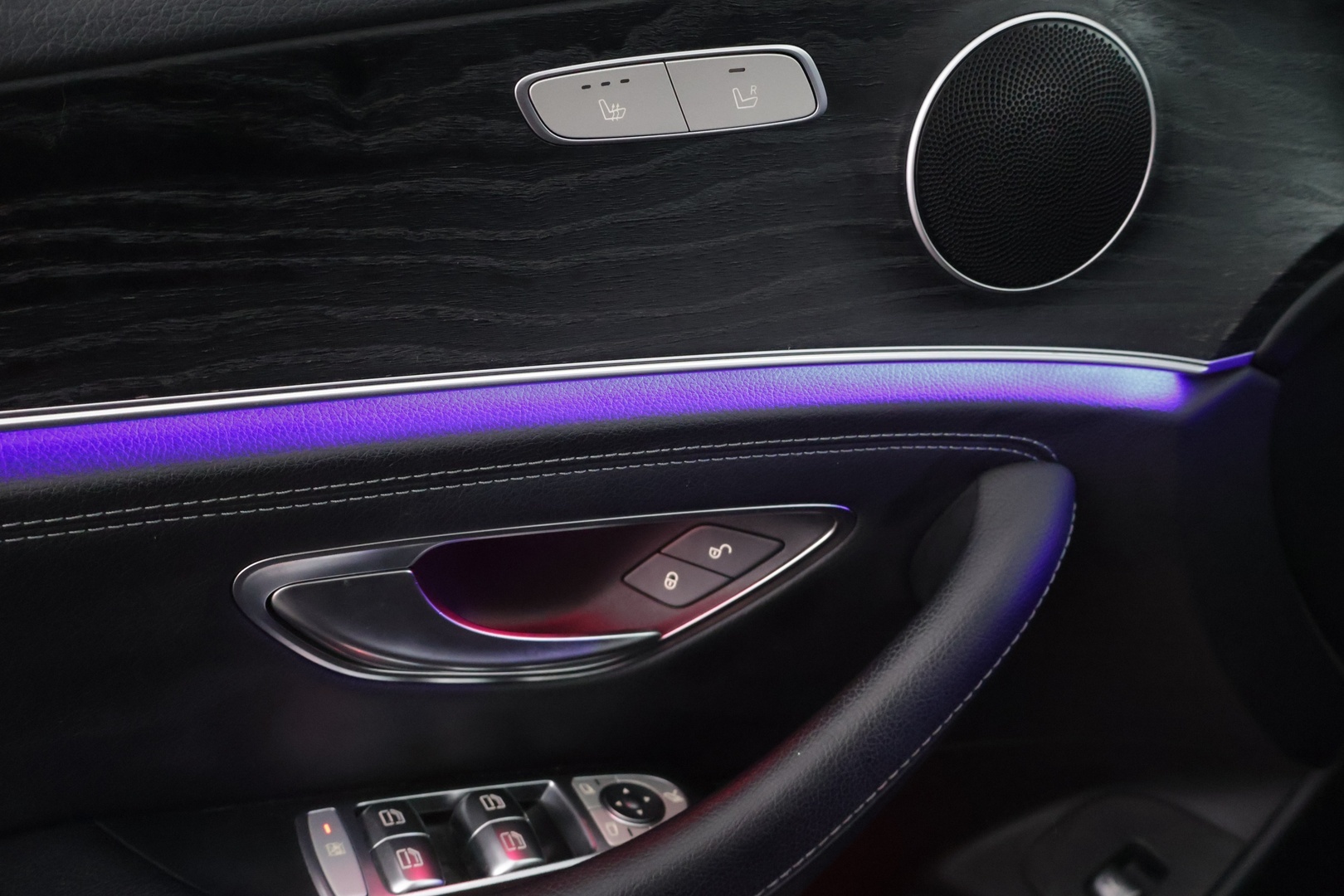 MERCEDES-BENZ E 2017