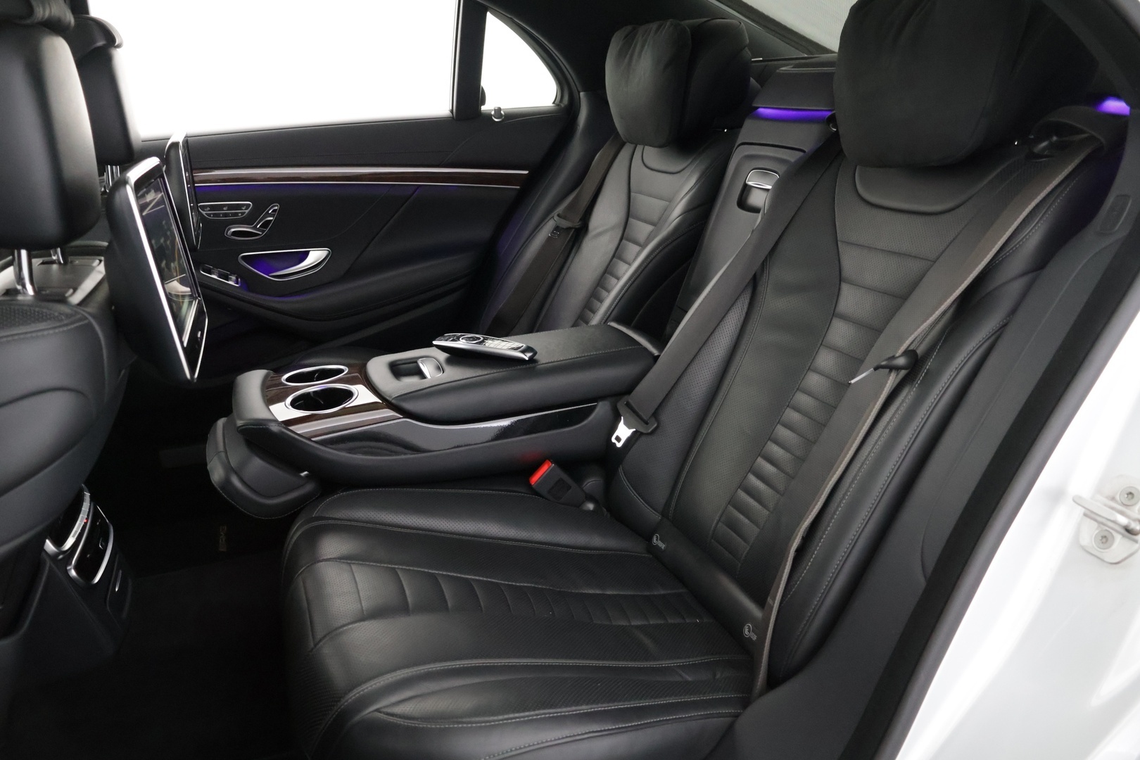 MERCEDES-BENZ S 2016