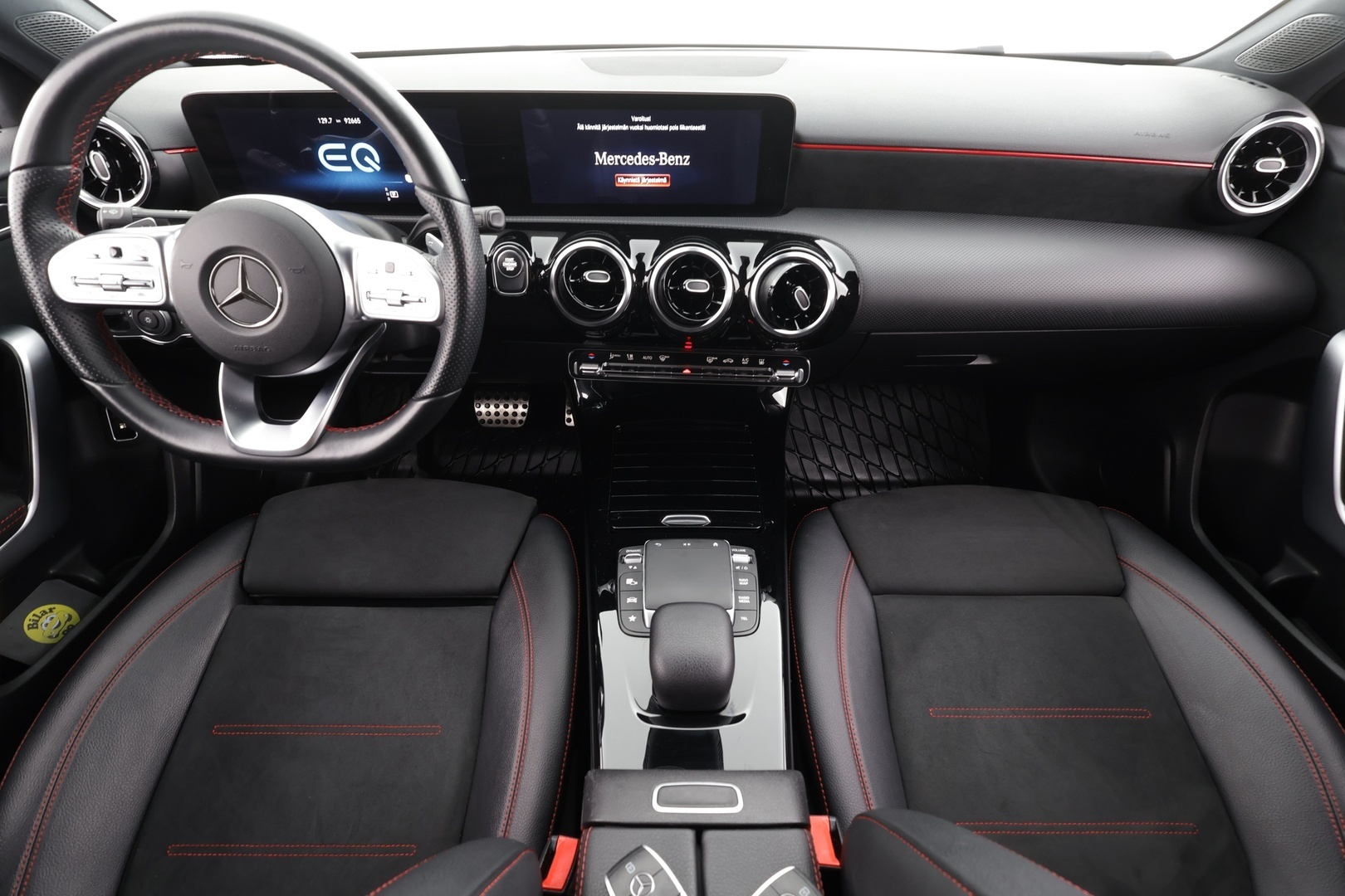 MERCEDES-BENZ A 2021