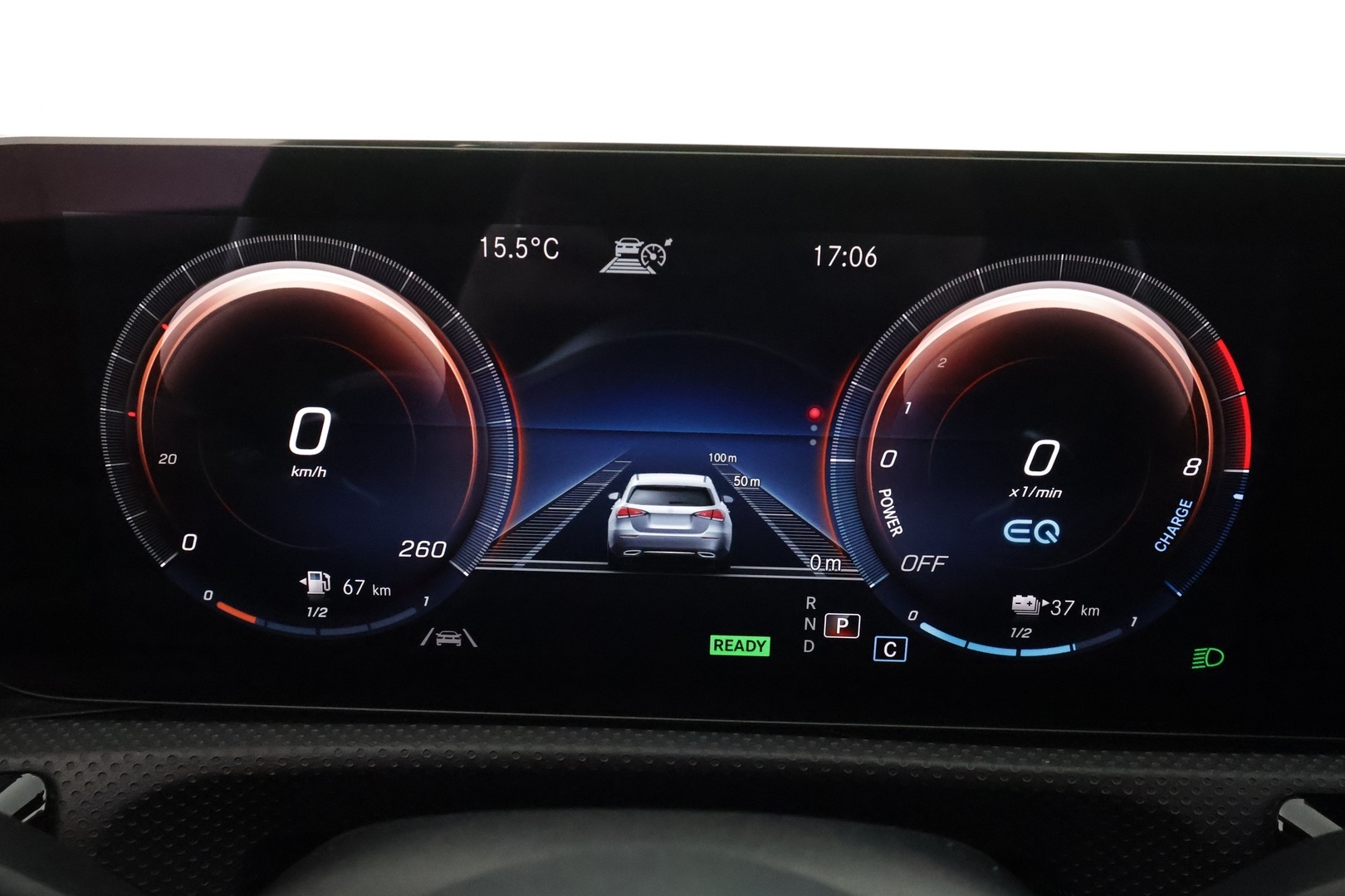 MERCEDES-BENZ A 2021