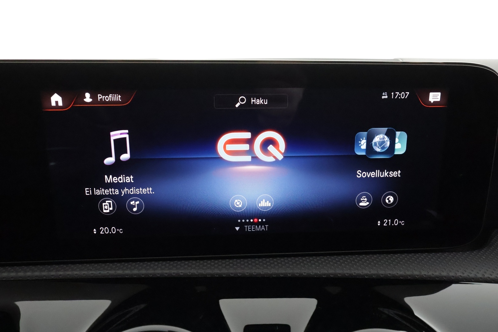 MERCEDES-BENZ A 2021