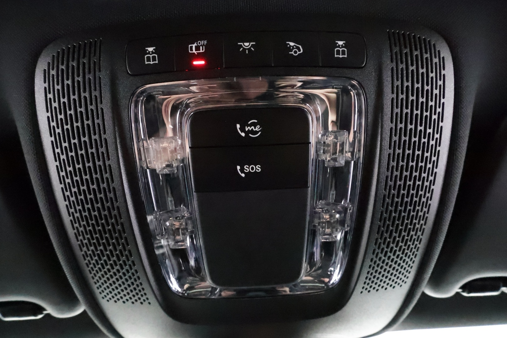 MERCEDES-BENZ A 2021