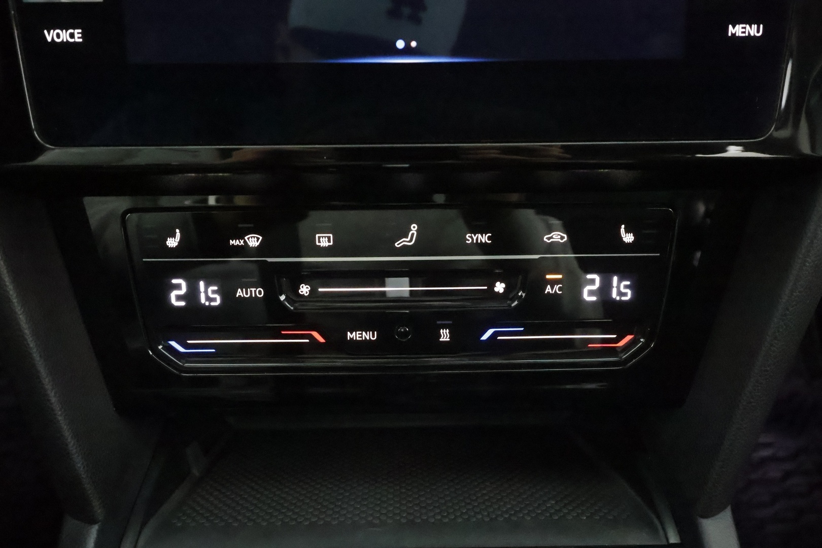 VOLKSWAGEN Passat 2021