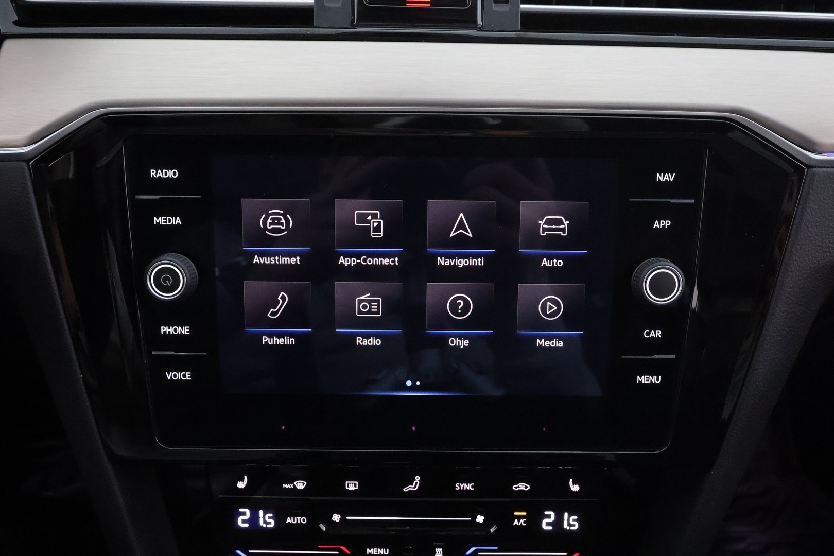 VOLKSWAGEN Passat 2021