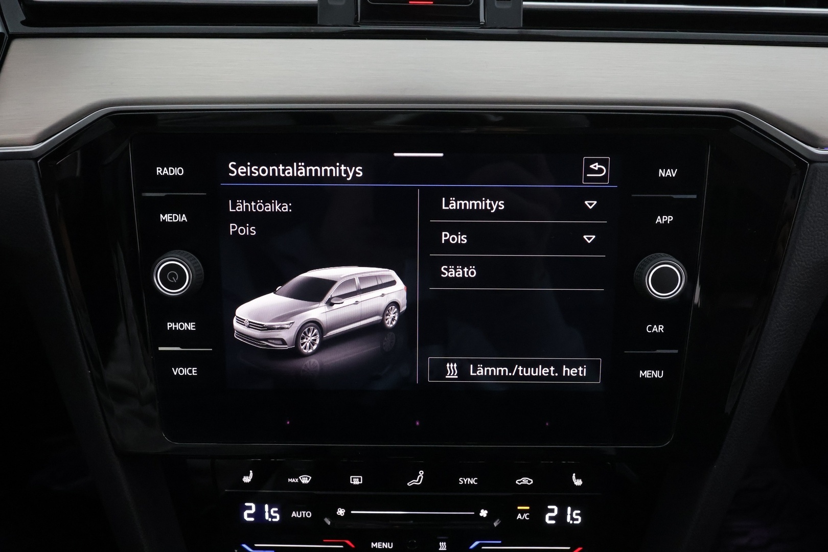 VOLKSWAGEN Passat 2021