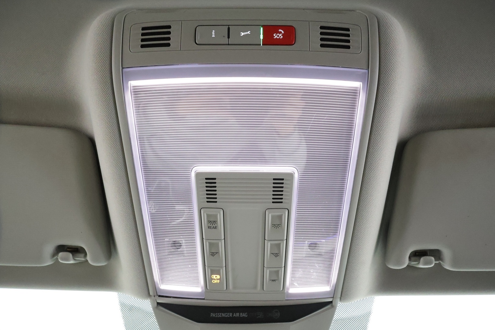 VOLKSWAGEN Passat 2021