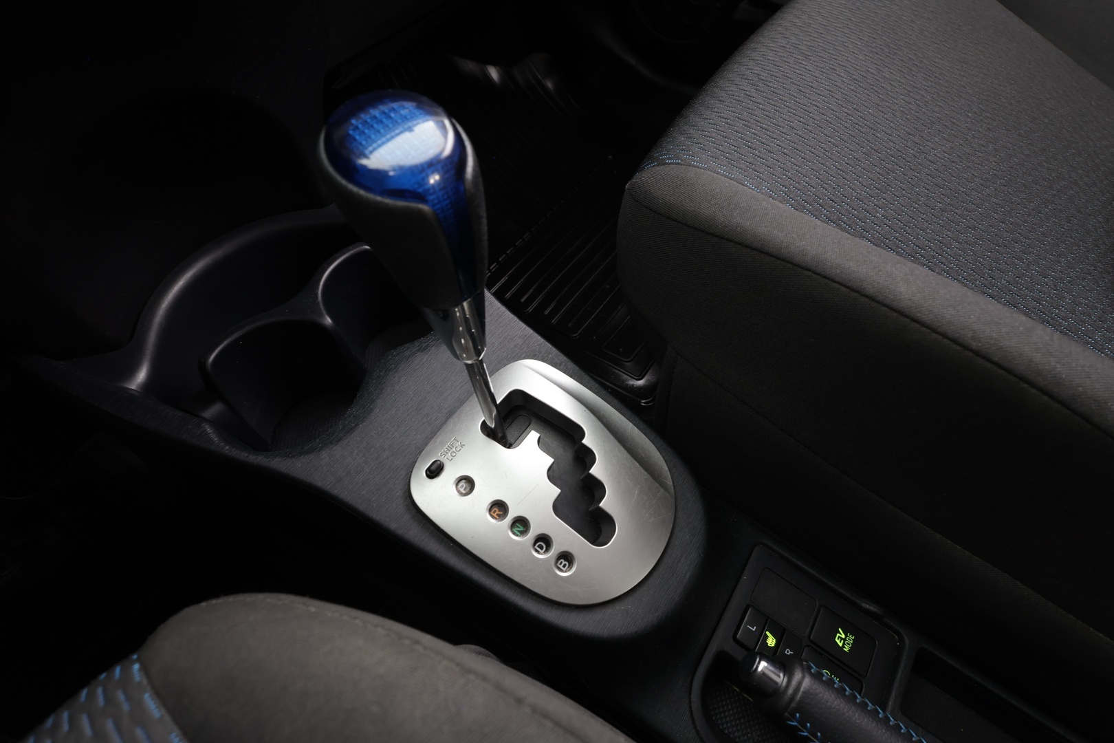 TOYOTA Yaris 2013