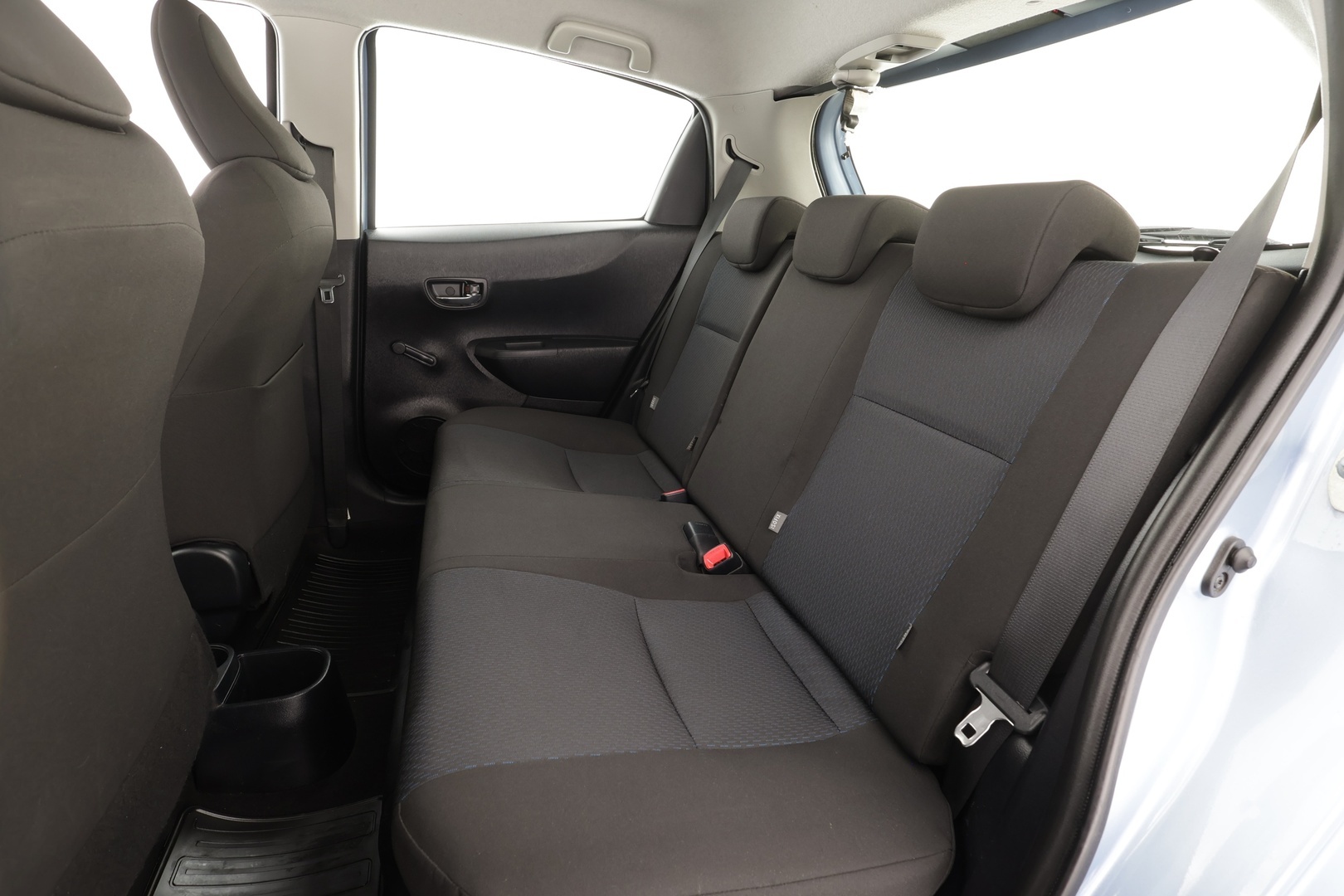 TOYOTA Yaris 2013