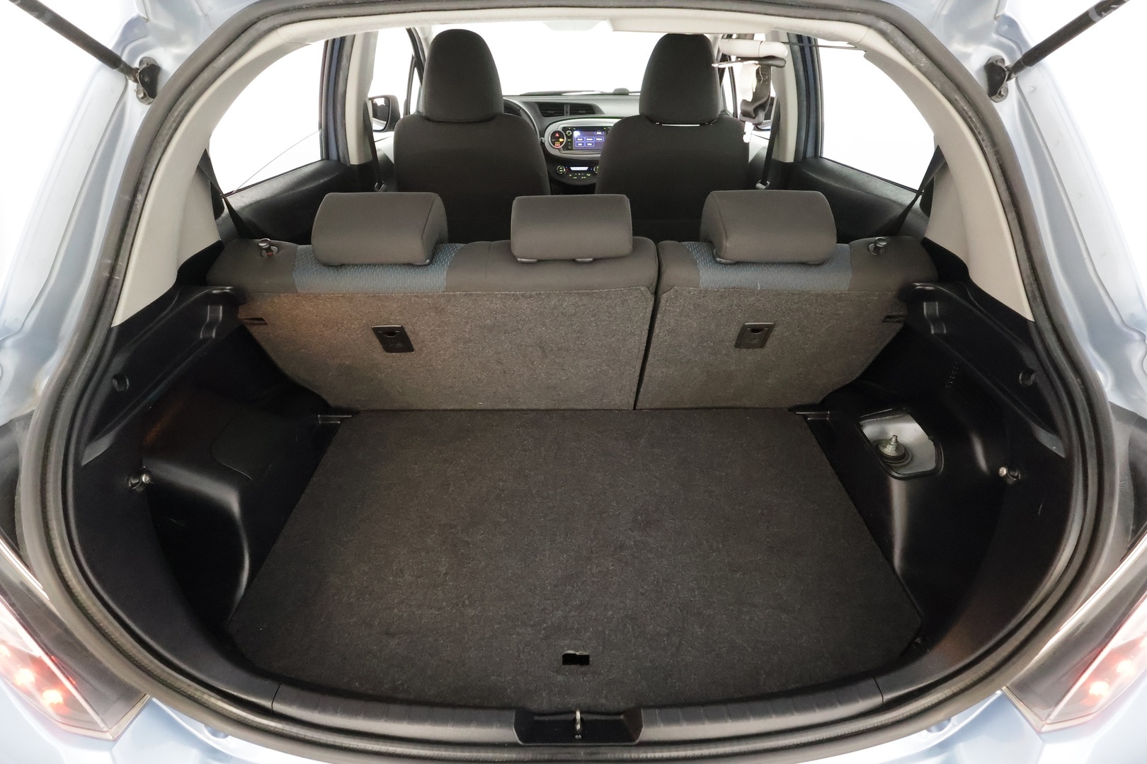 TOYOTA Yaris 2013