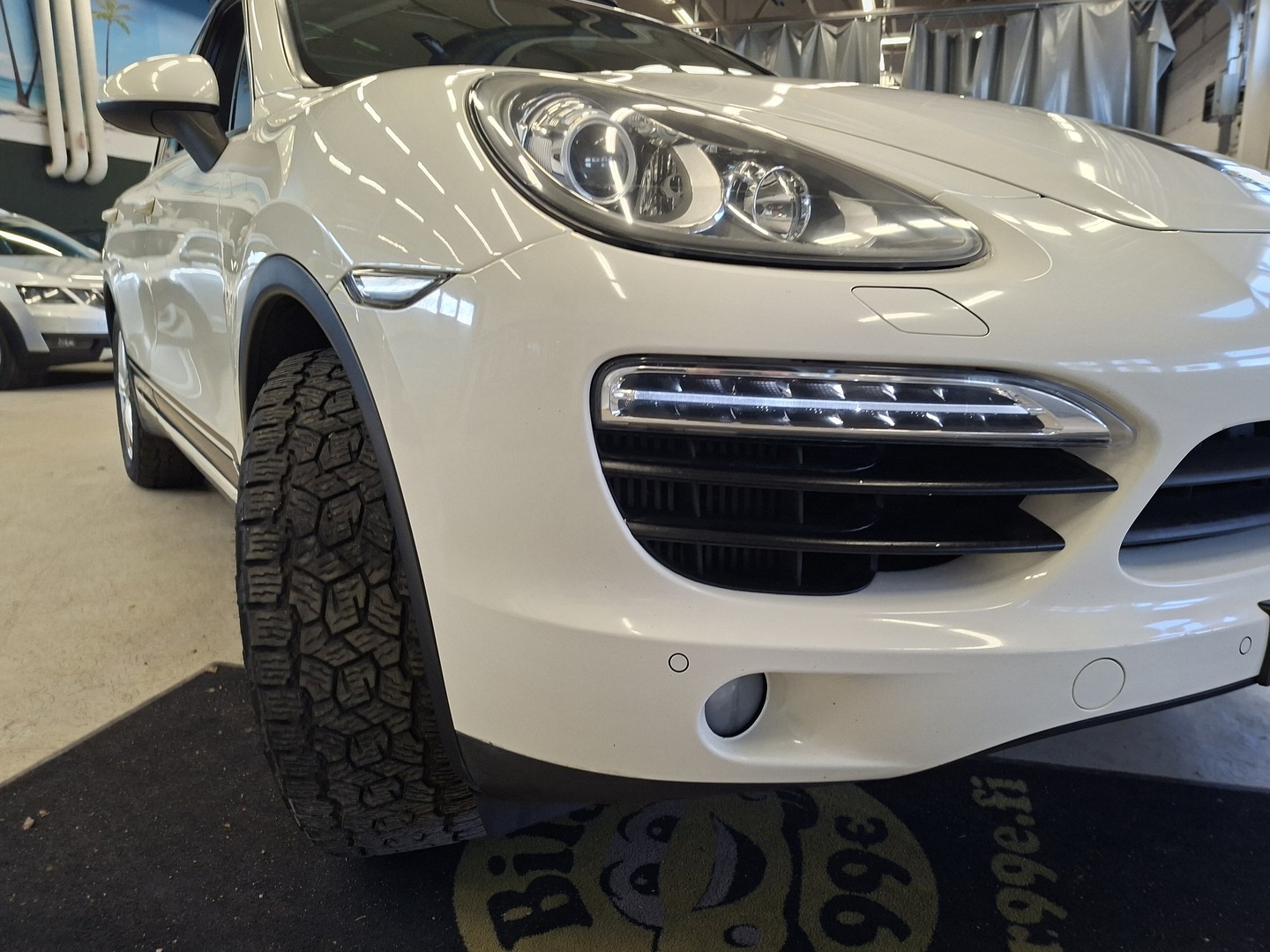 PORSCHE Cayenne 2011