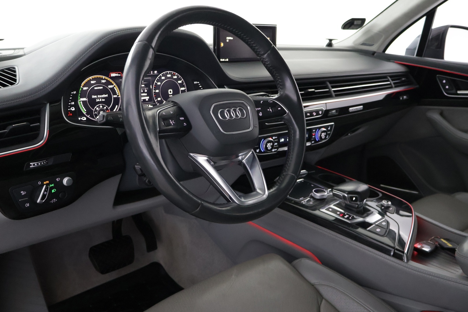 AUDI Q7 2016