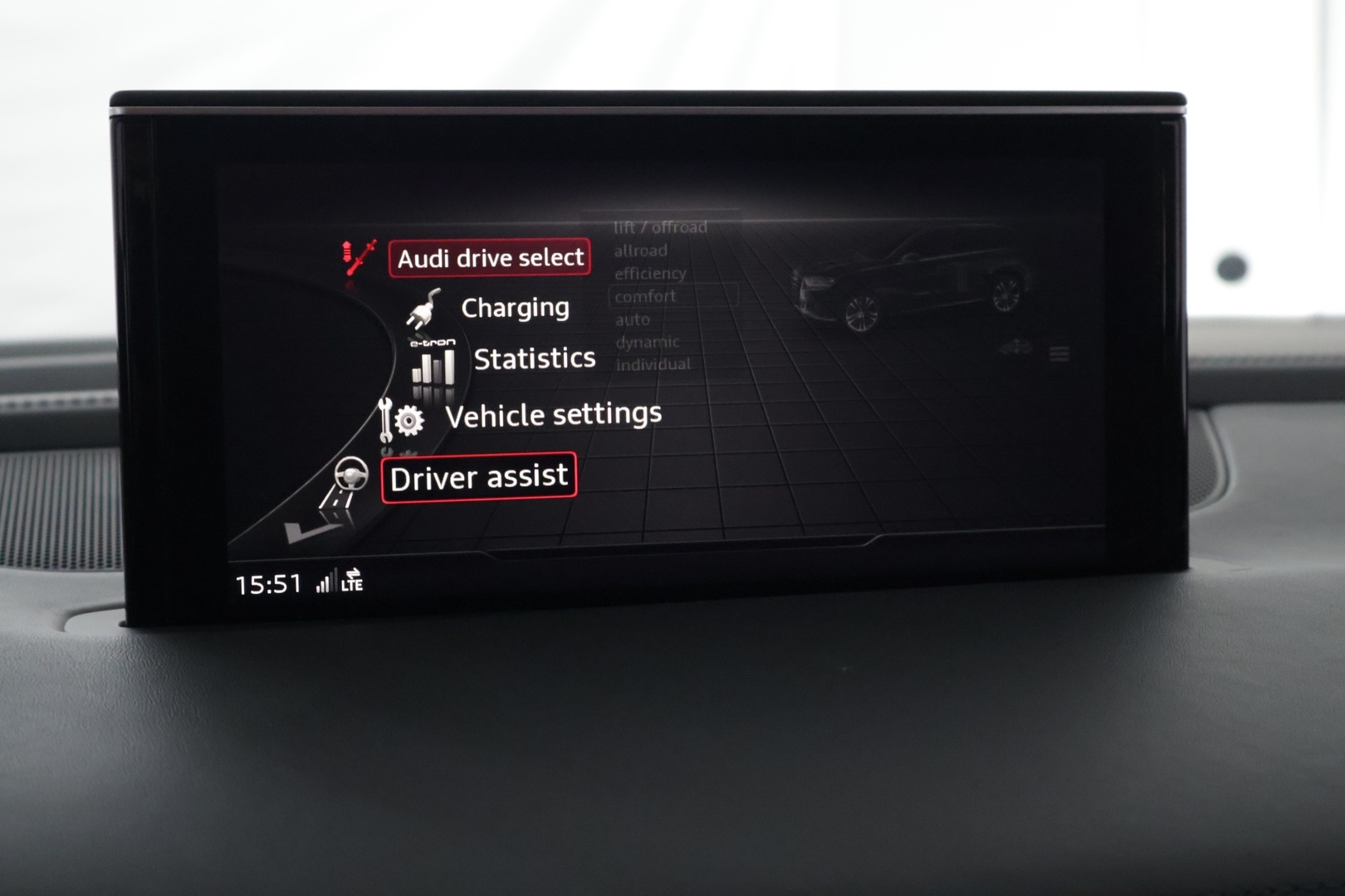 AUDI Q7 2016