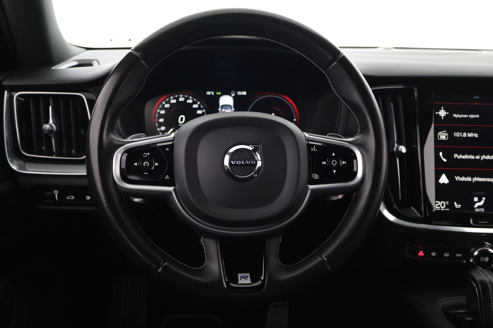 VOLVO V60 2020