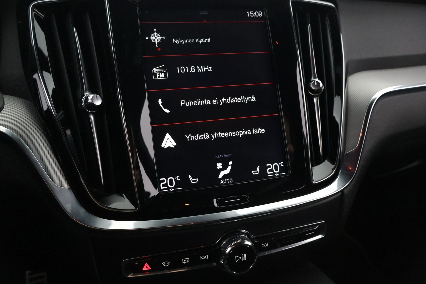 VOLVO V60 2020