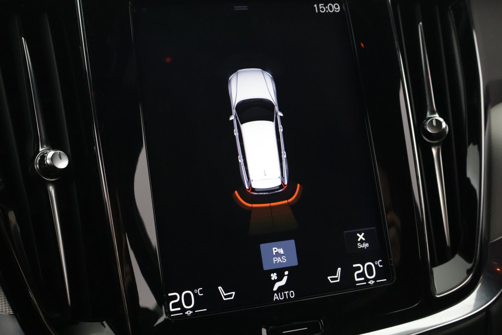 VOLVO V60 2020