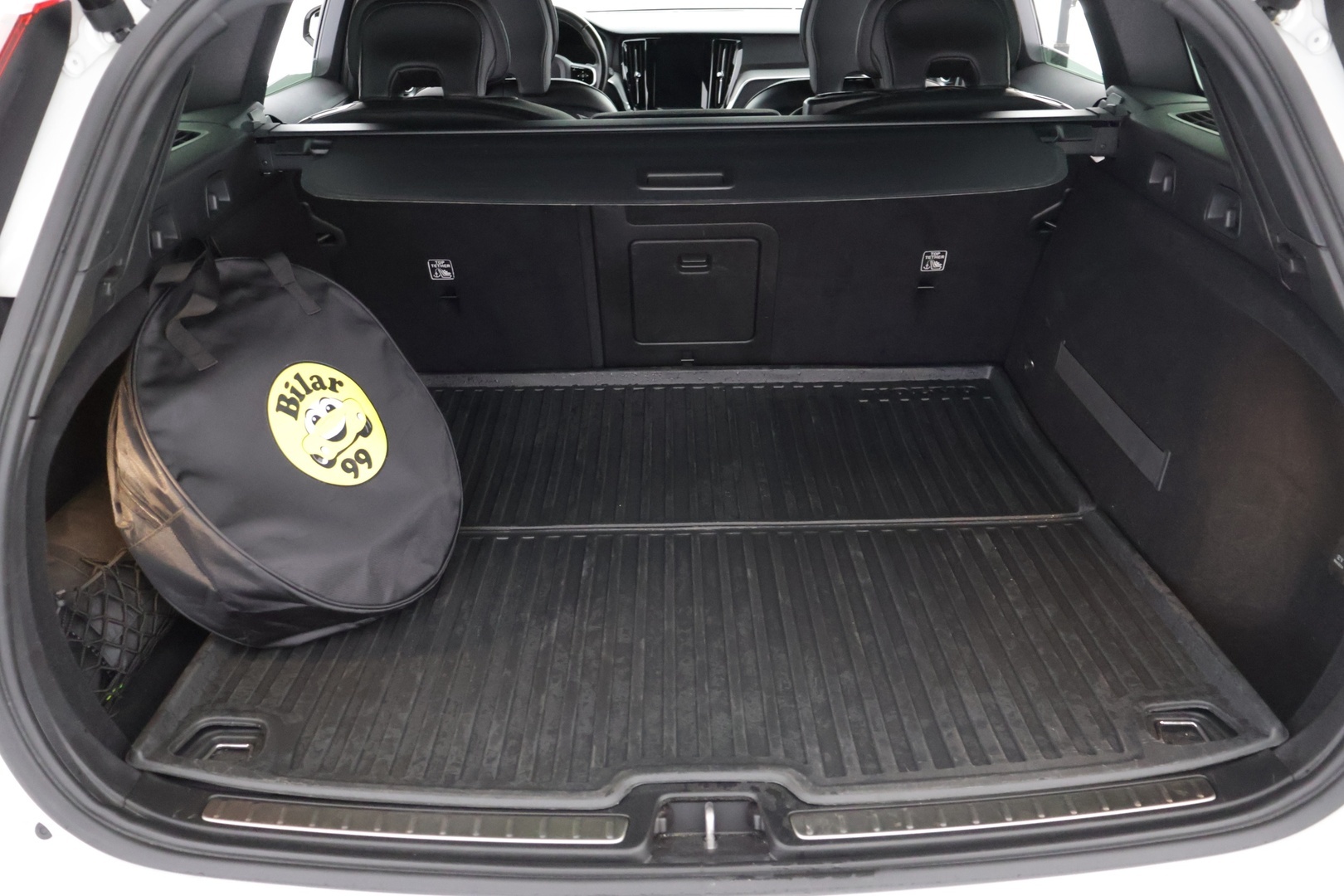 VOLVO V60 2020