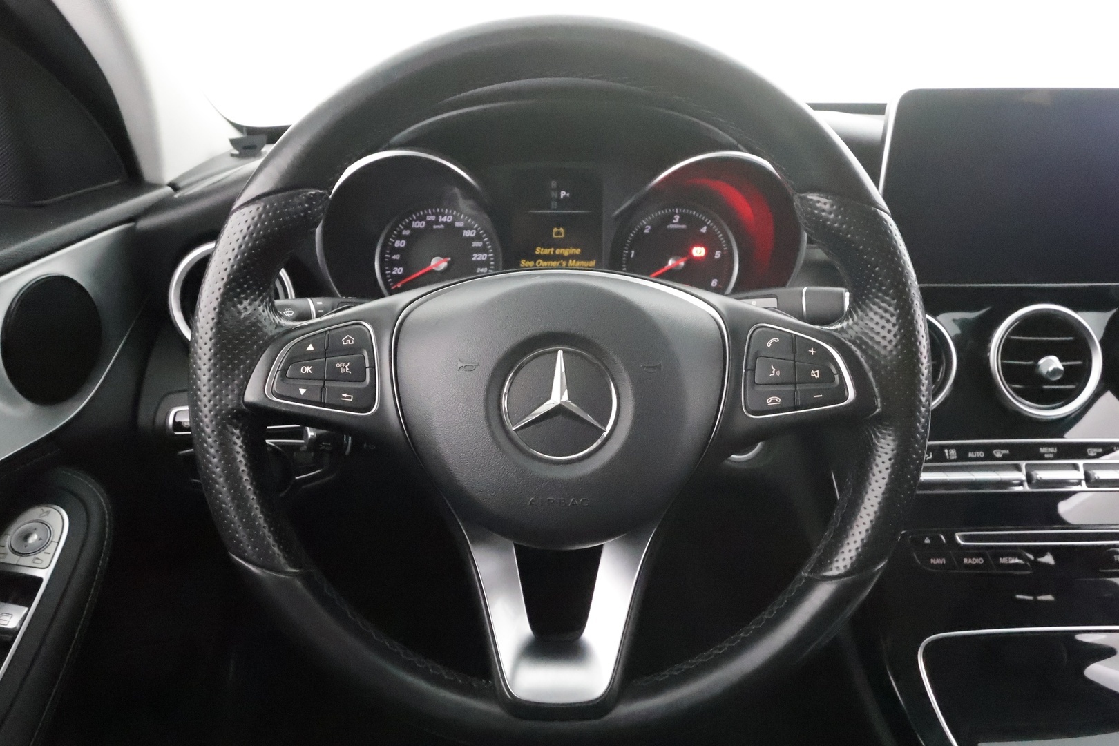 MERCEDES-BENZ C 2015