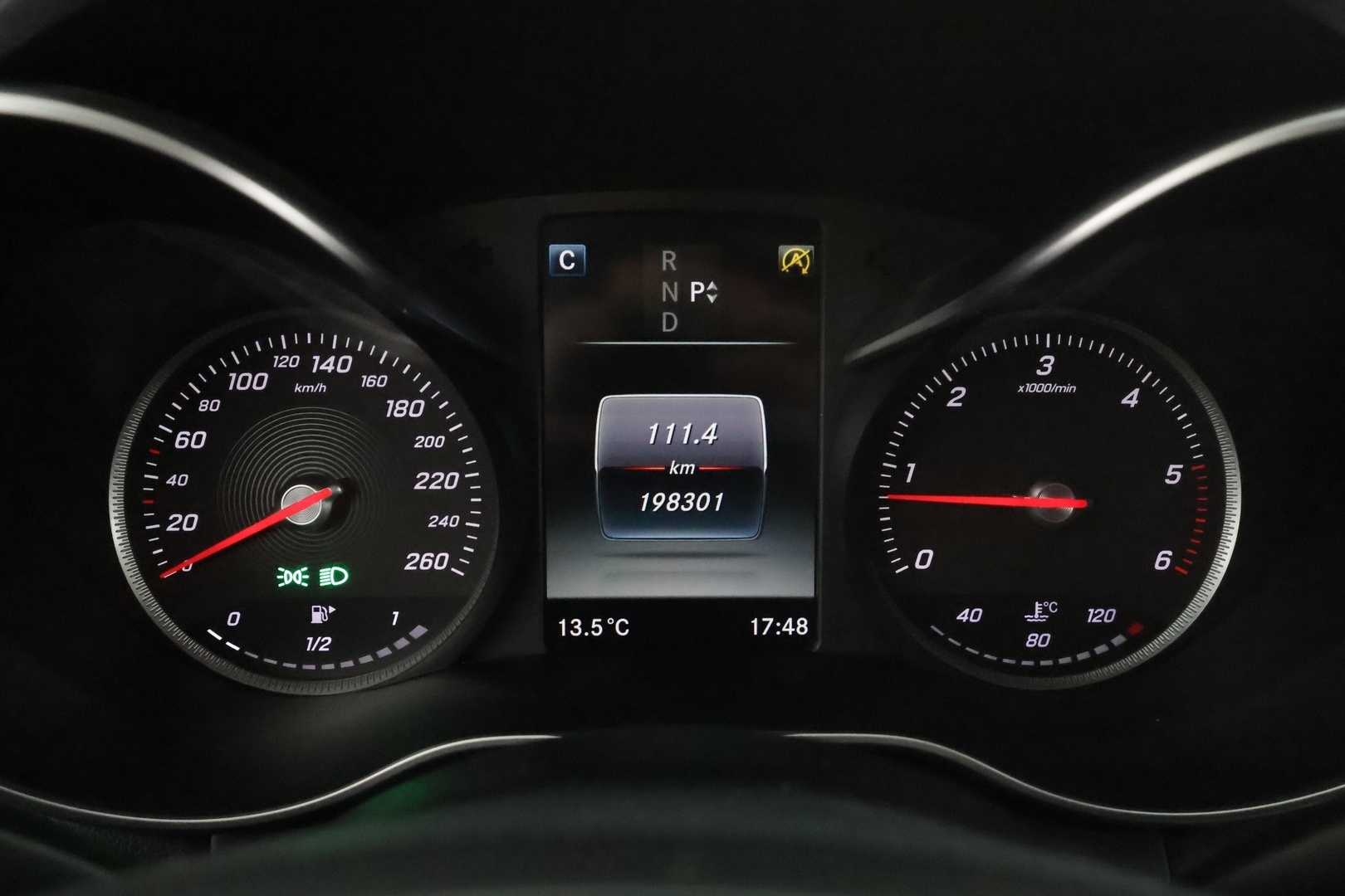 MERCEDES-BENZ C 2015