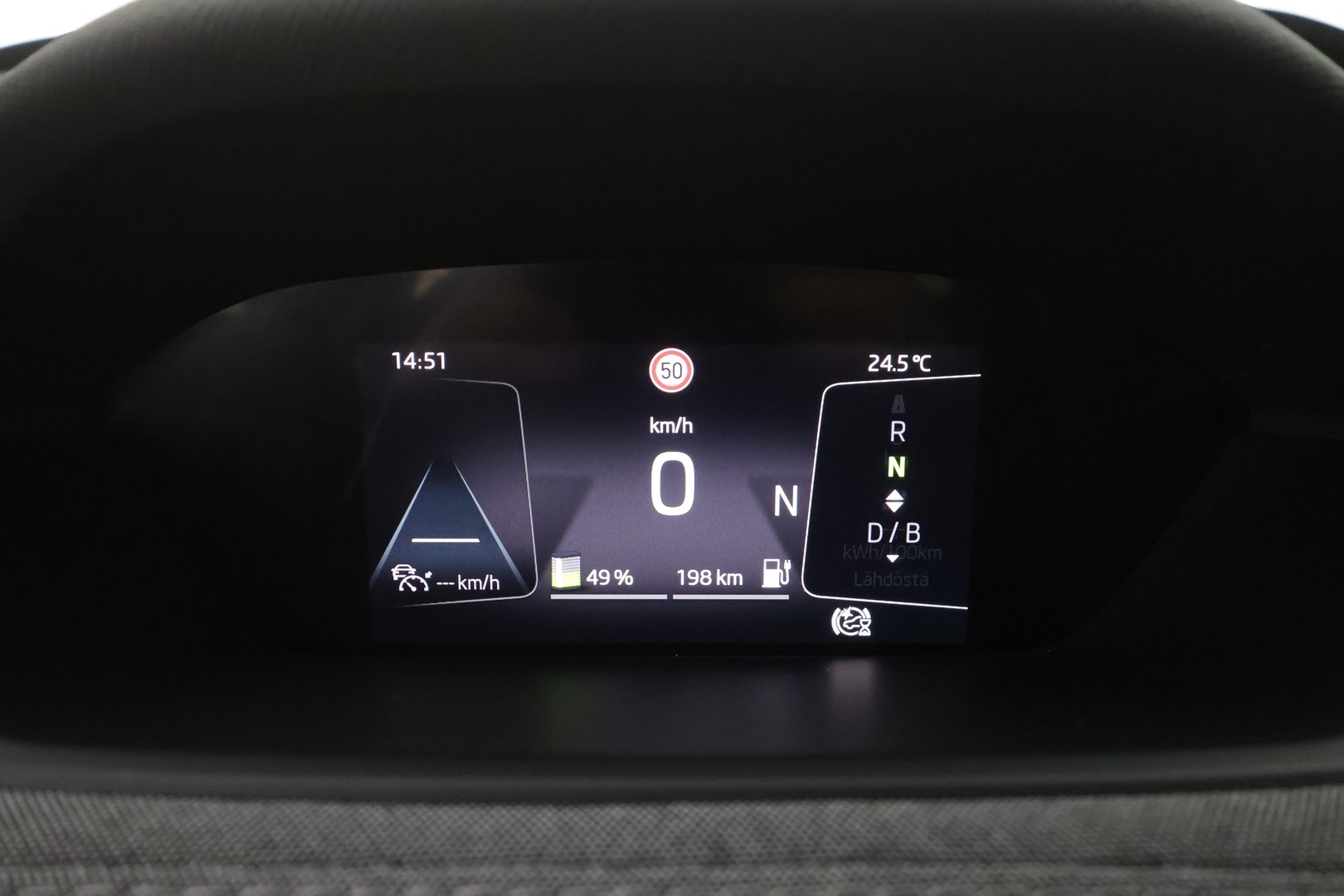 SKODA Enyaq 2023