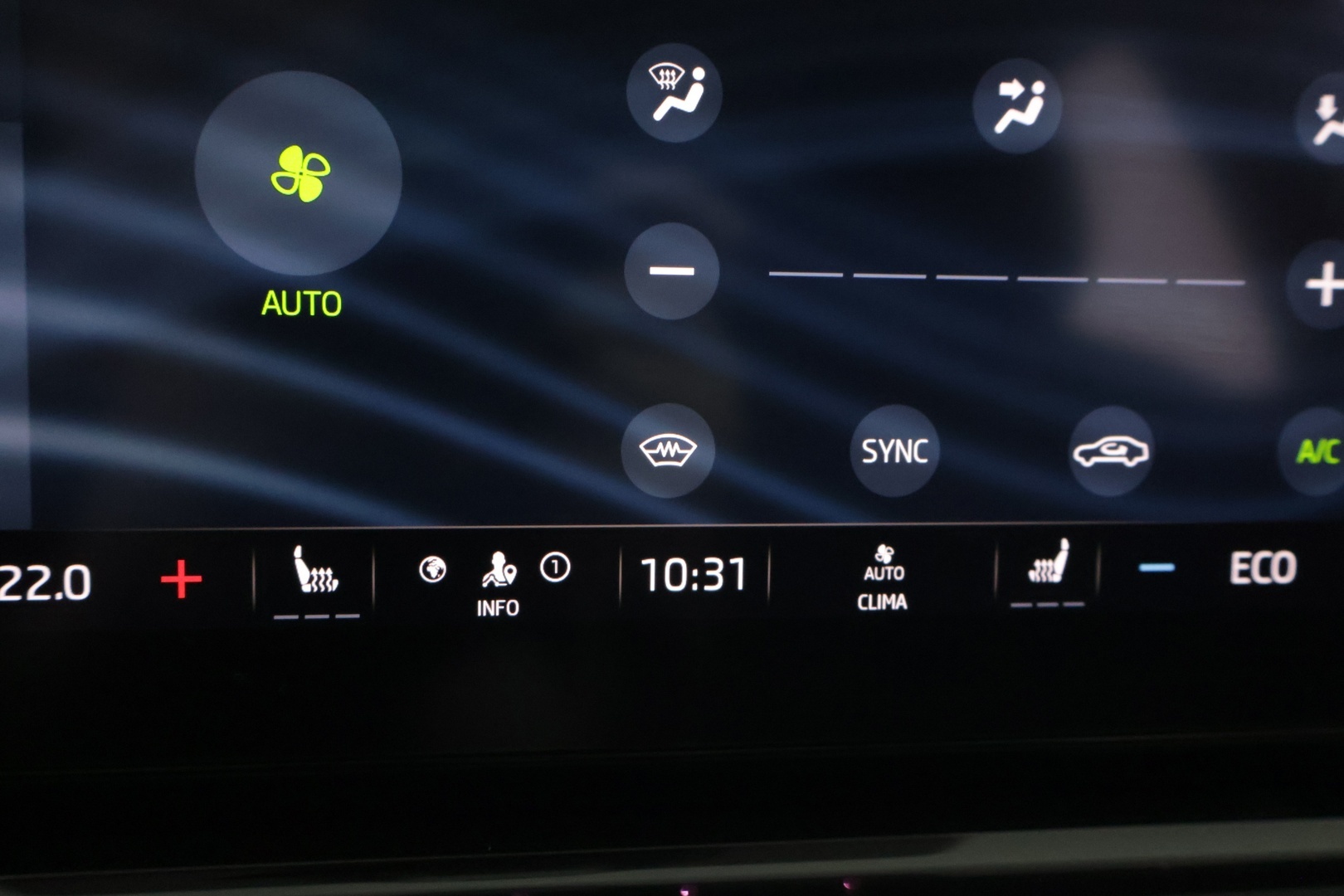 SKODA Octavia 2024