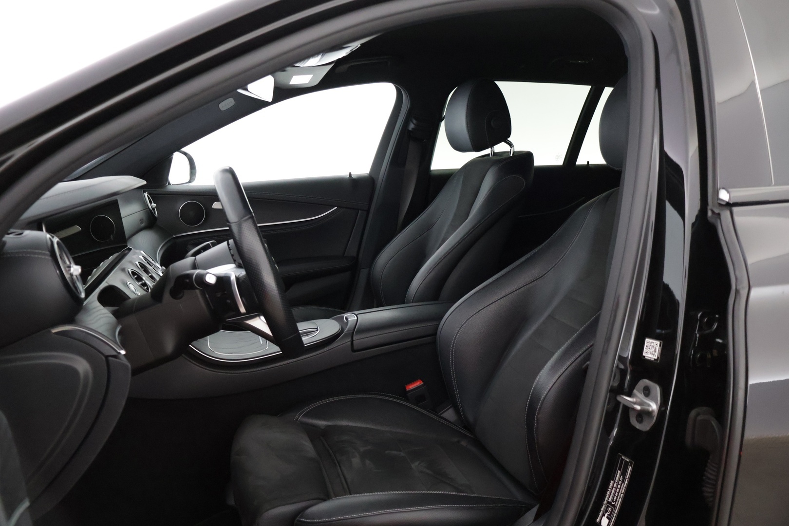 MERCEDES-BENZ E 2021