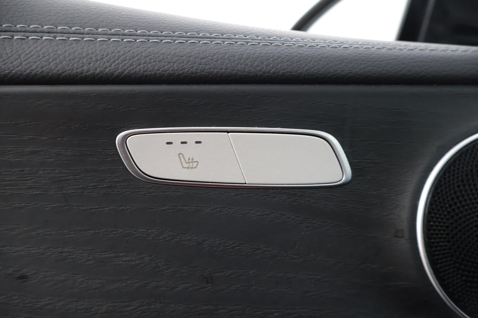 MERCEDES-BENZ E 2021