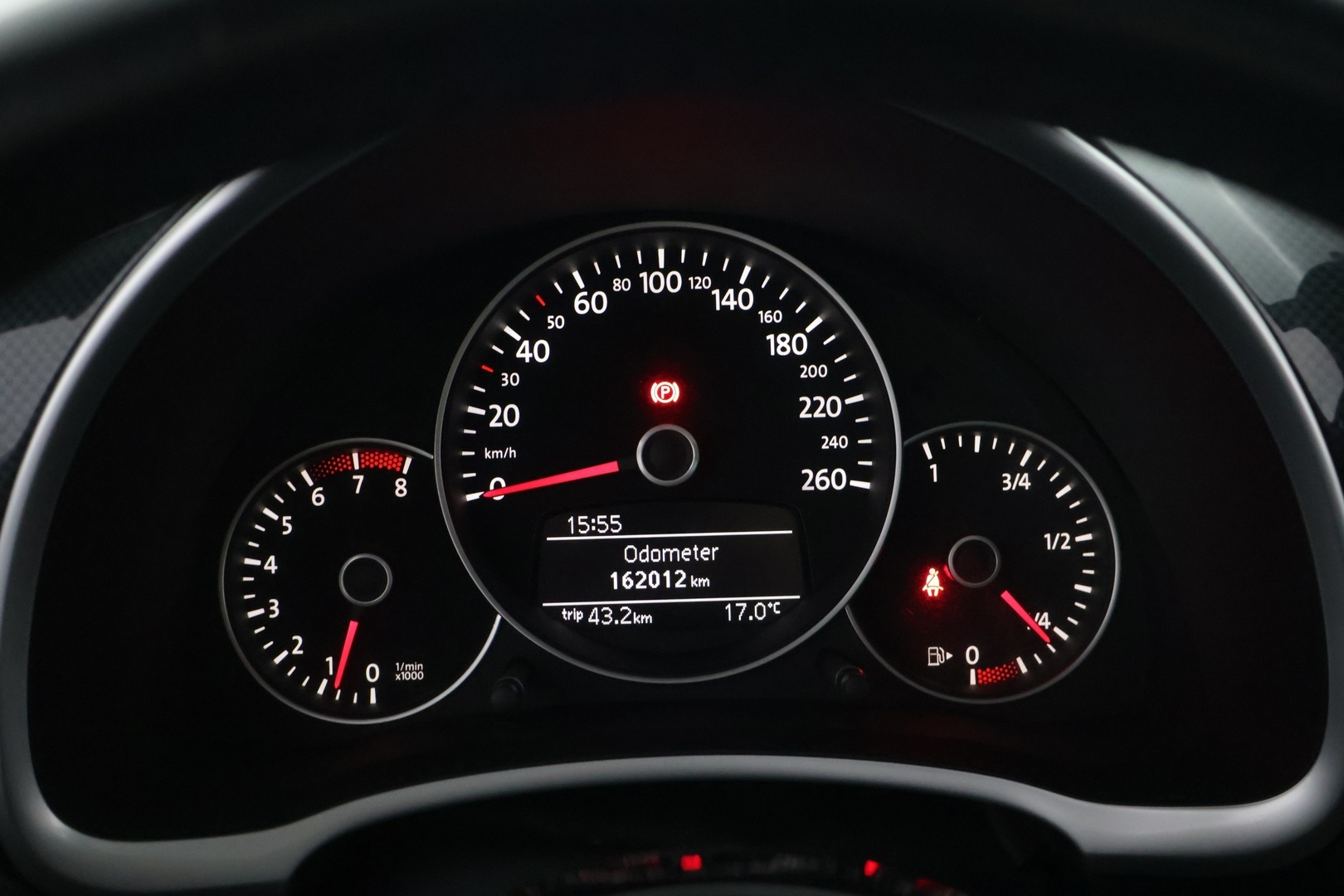 VOLKSWAGEN Beetle 2012