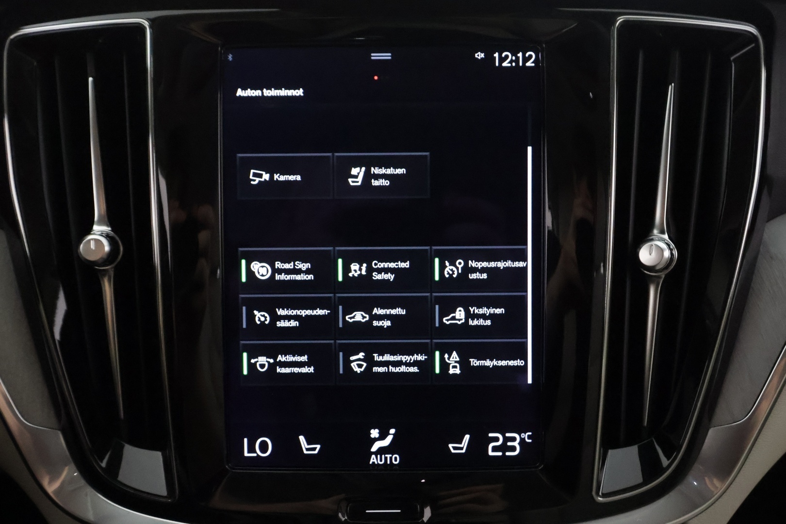 VOLVO V60 2022