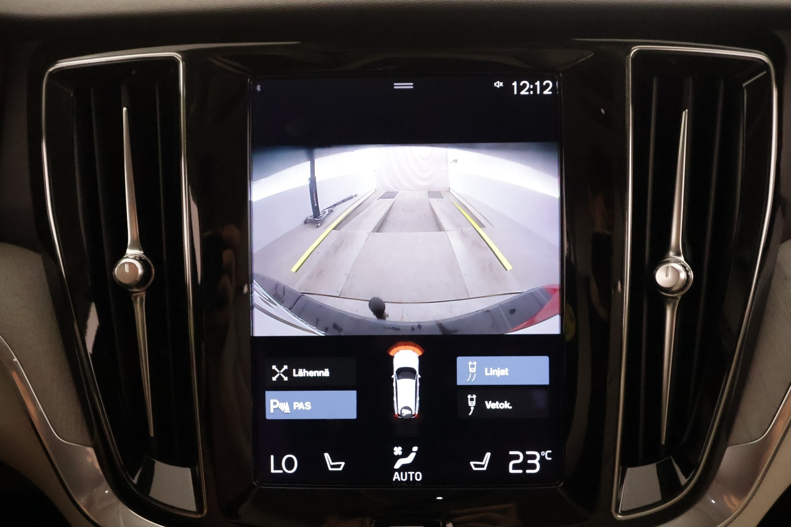 VOLVO V60 2022