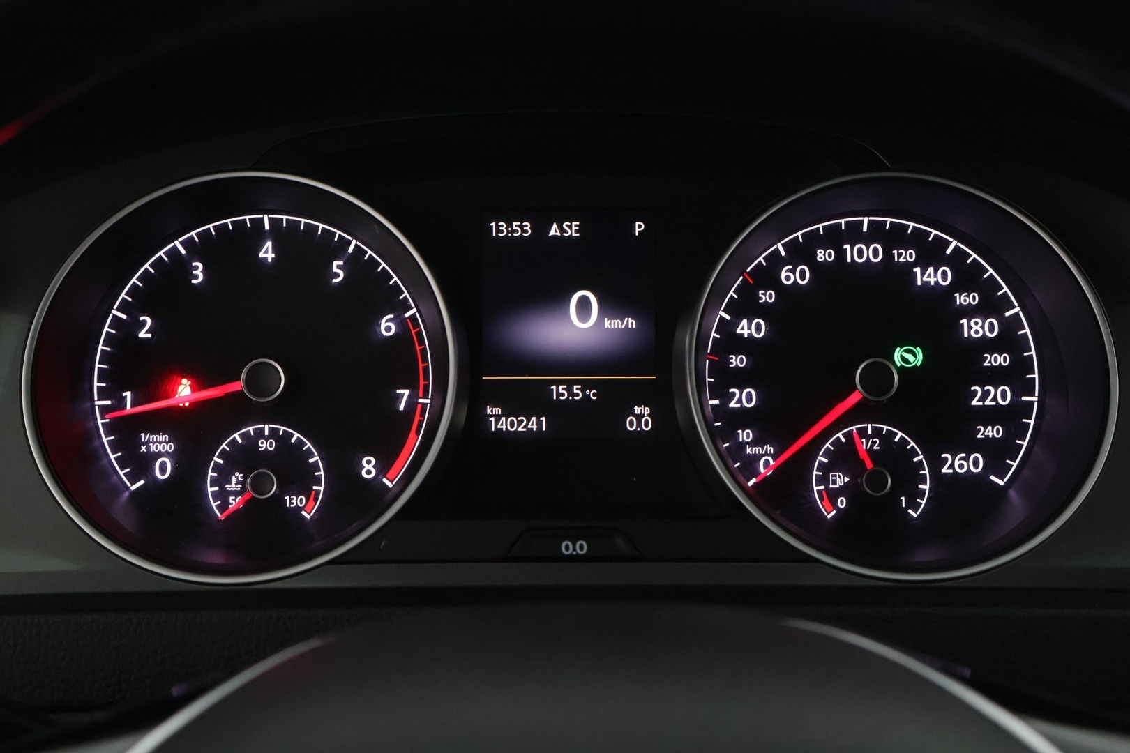 VOLKSWAGEN Golf 2016