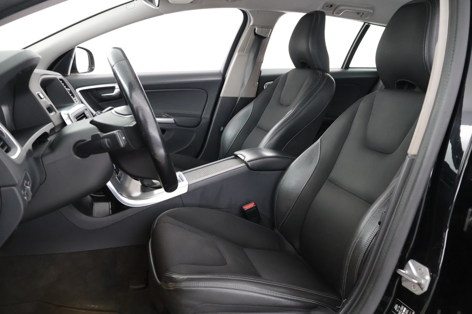 VOLVO V60 Cross Country 2016