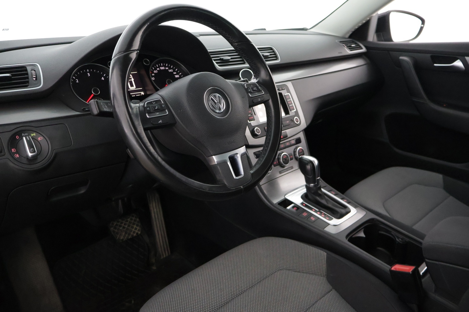 VOLKSWAGEN Passat 2013