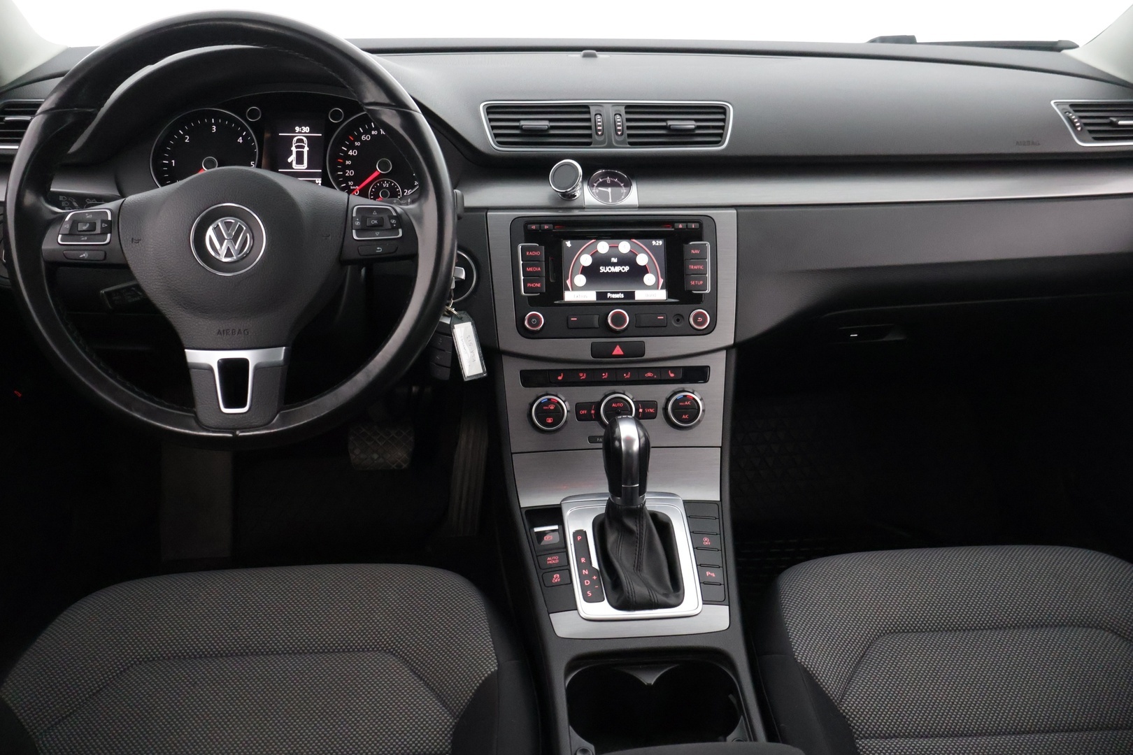 VOLKSWAGEN Passat 2013