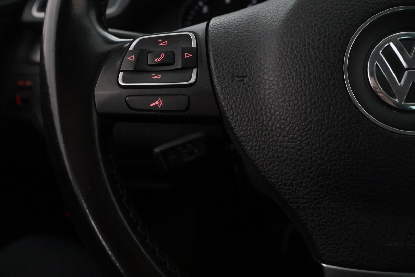 VOLKSWAGEN Passat 2013