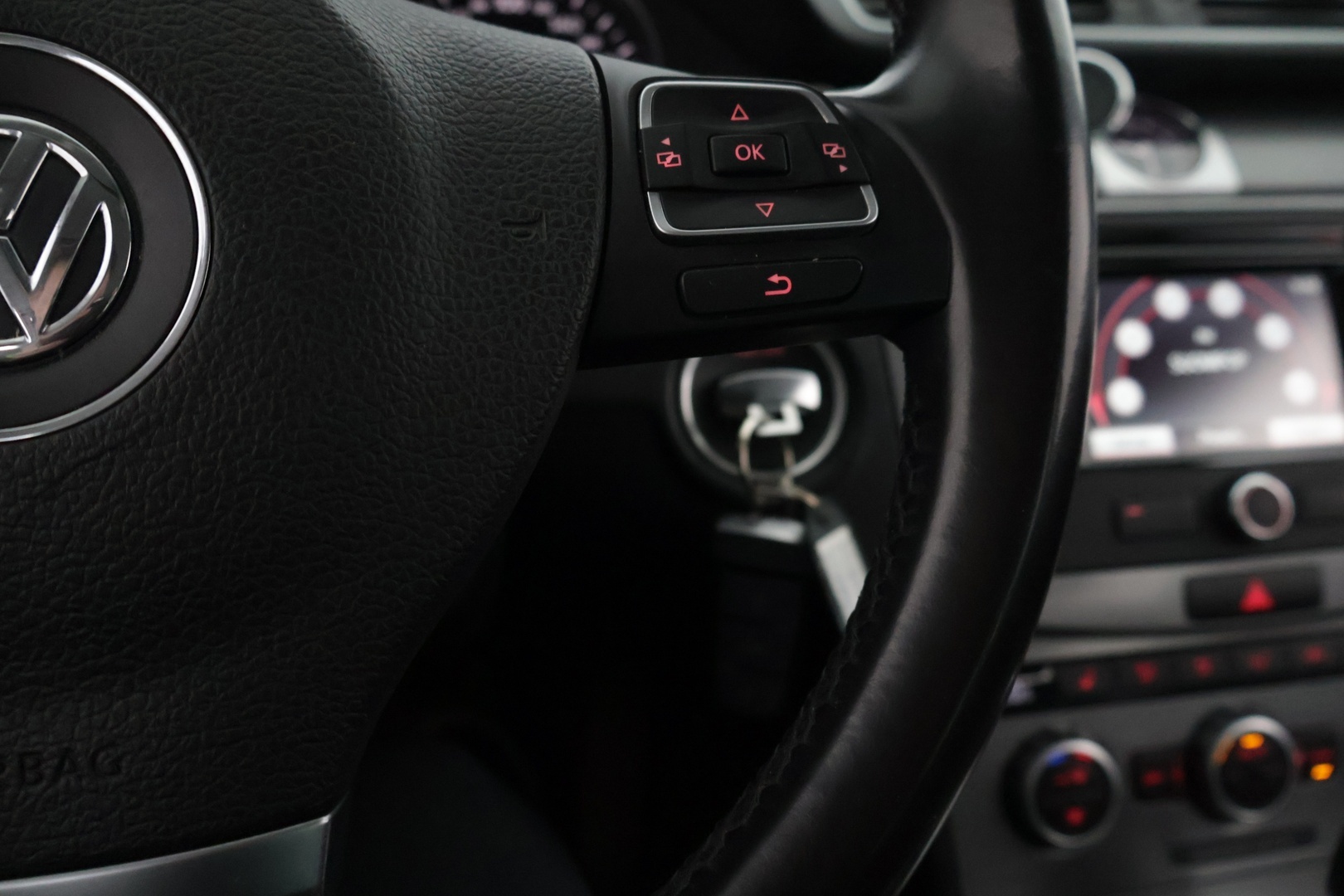 VOLKSWAGEN Passat 2013