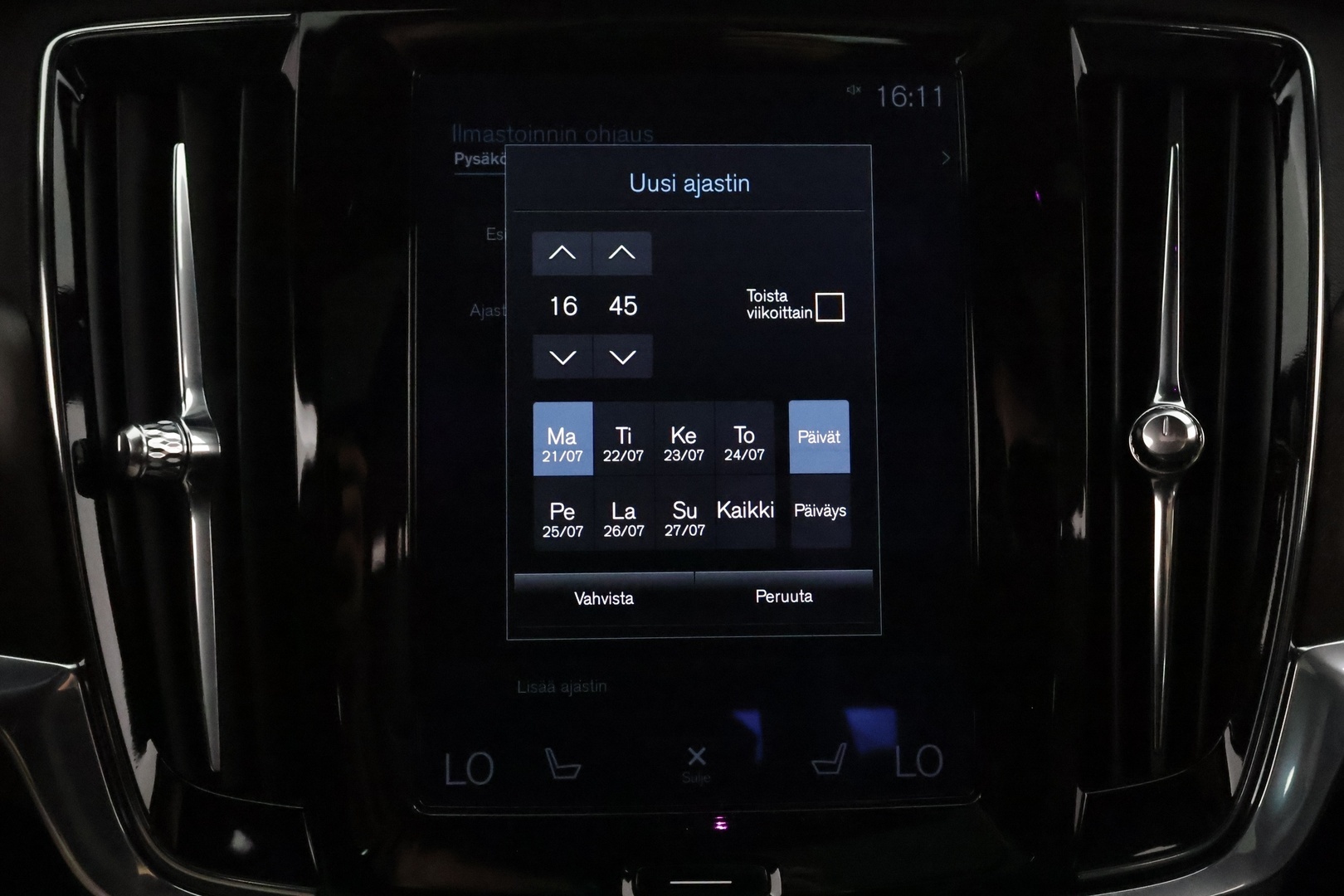 VOLVO V90 Cross Country 2018