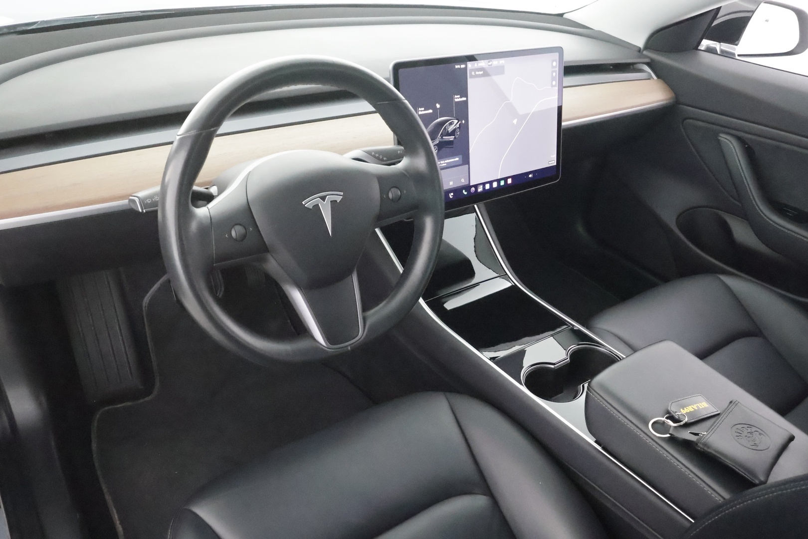 TESLA Model 3 2019