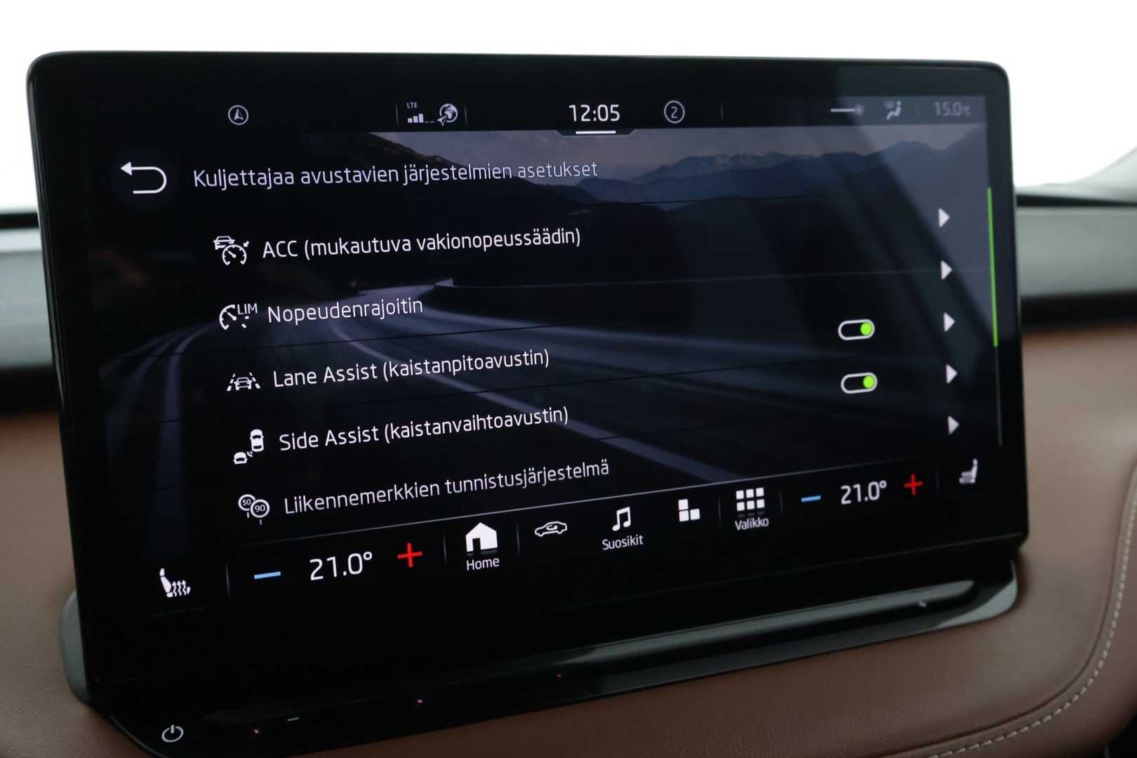 SKODA Enyaq 2022