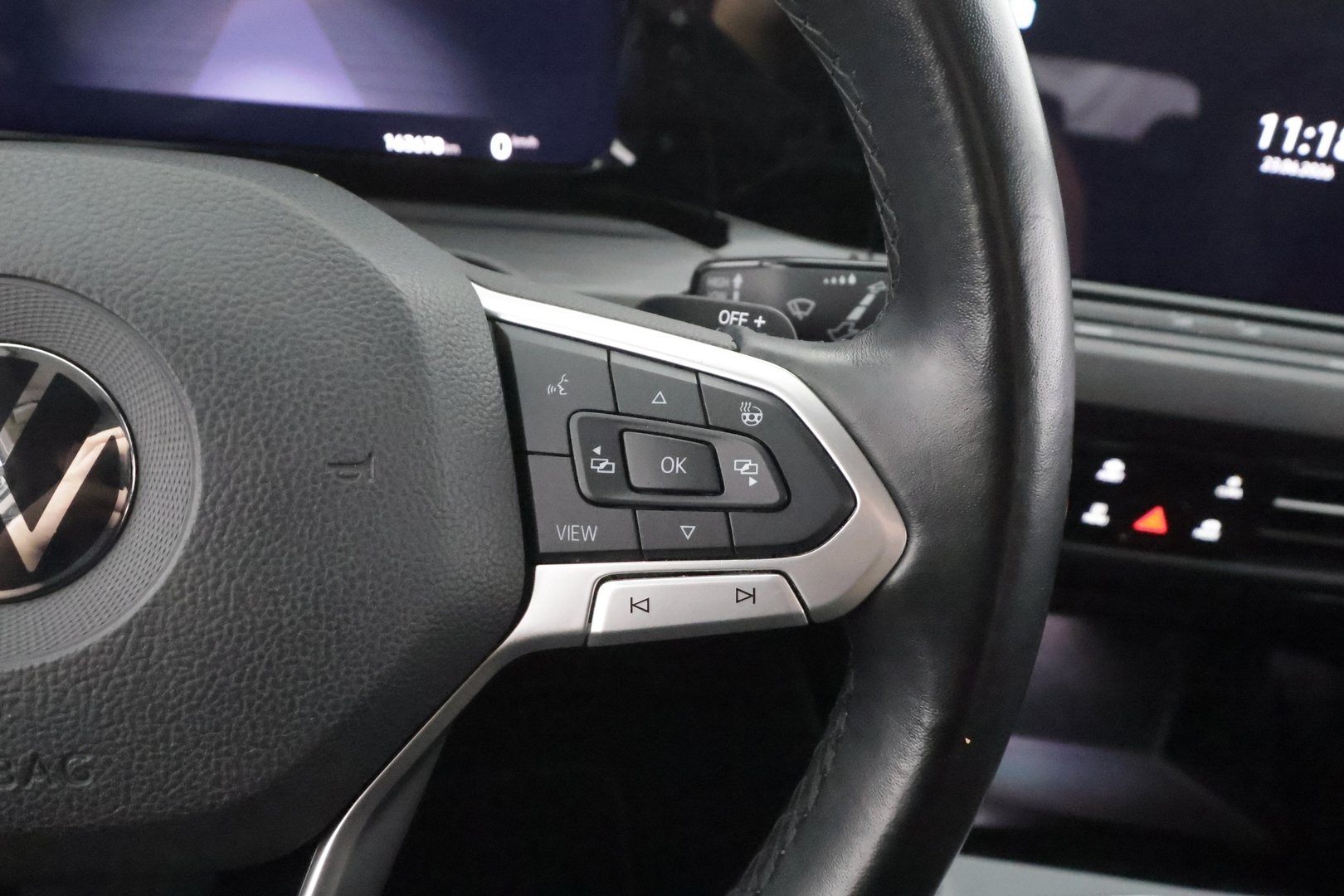 VOLKSWAGEN Golf 2023