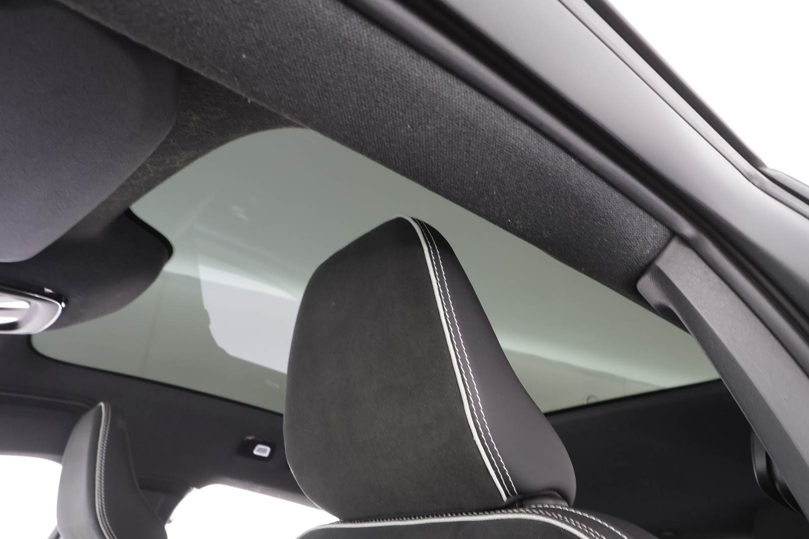 VOLVO C40 2023