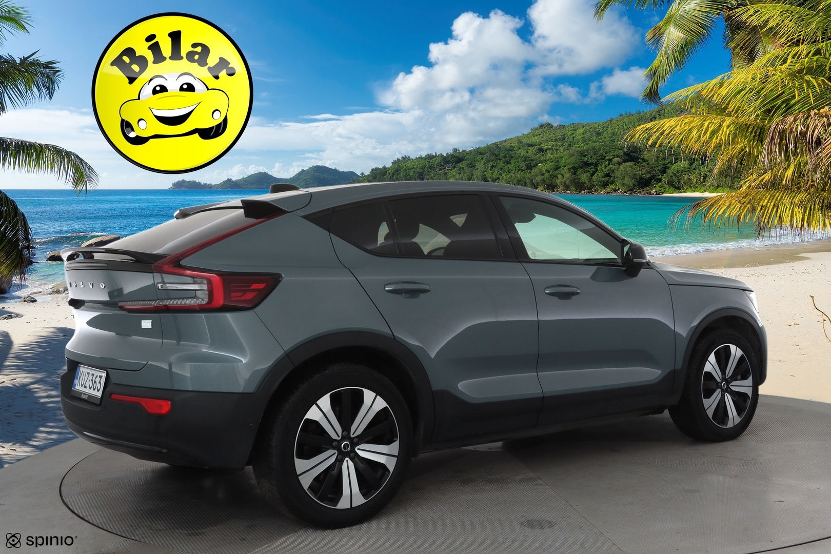 VOLVO C40 2023