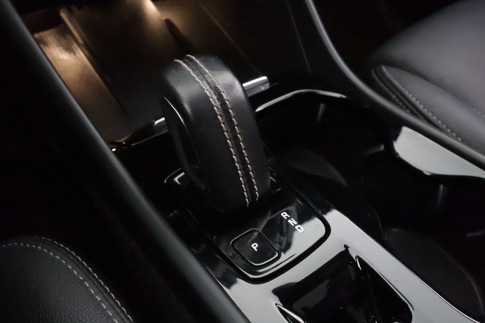 VOLVO XC40 2021