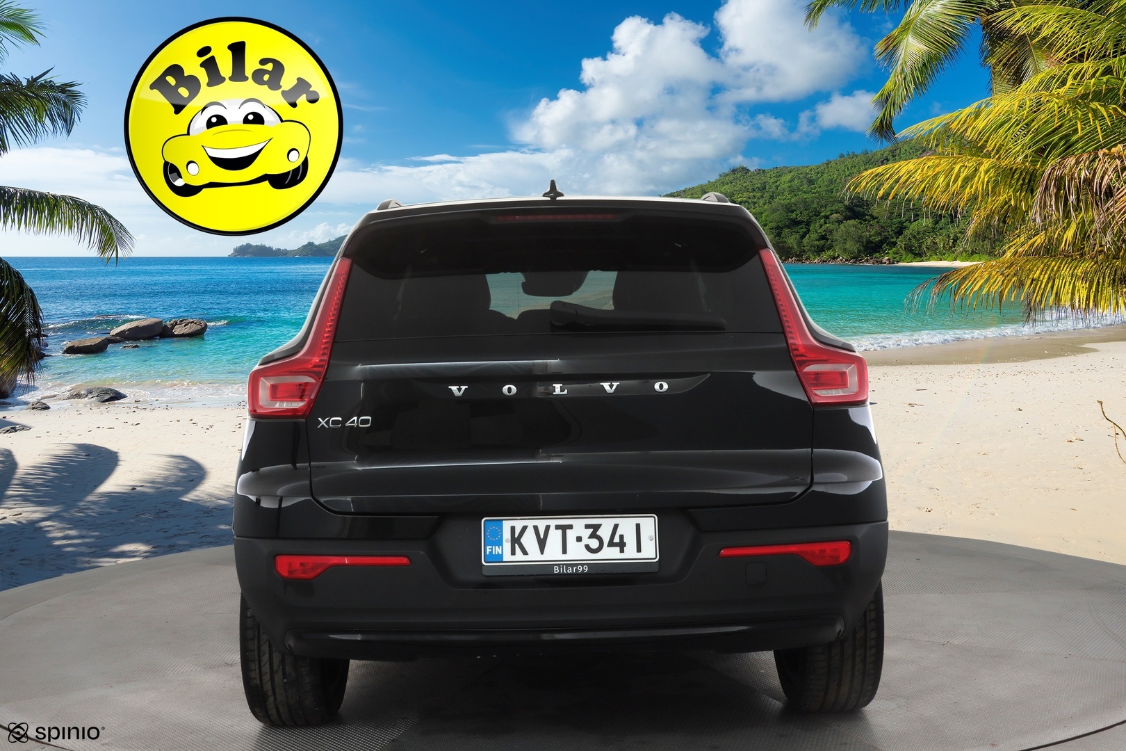 VOLVO XC40 2021