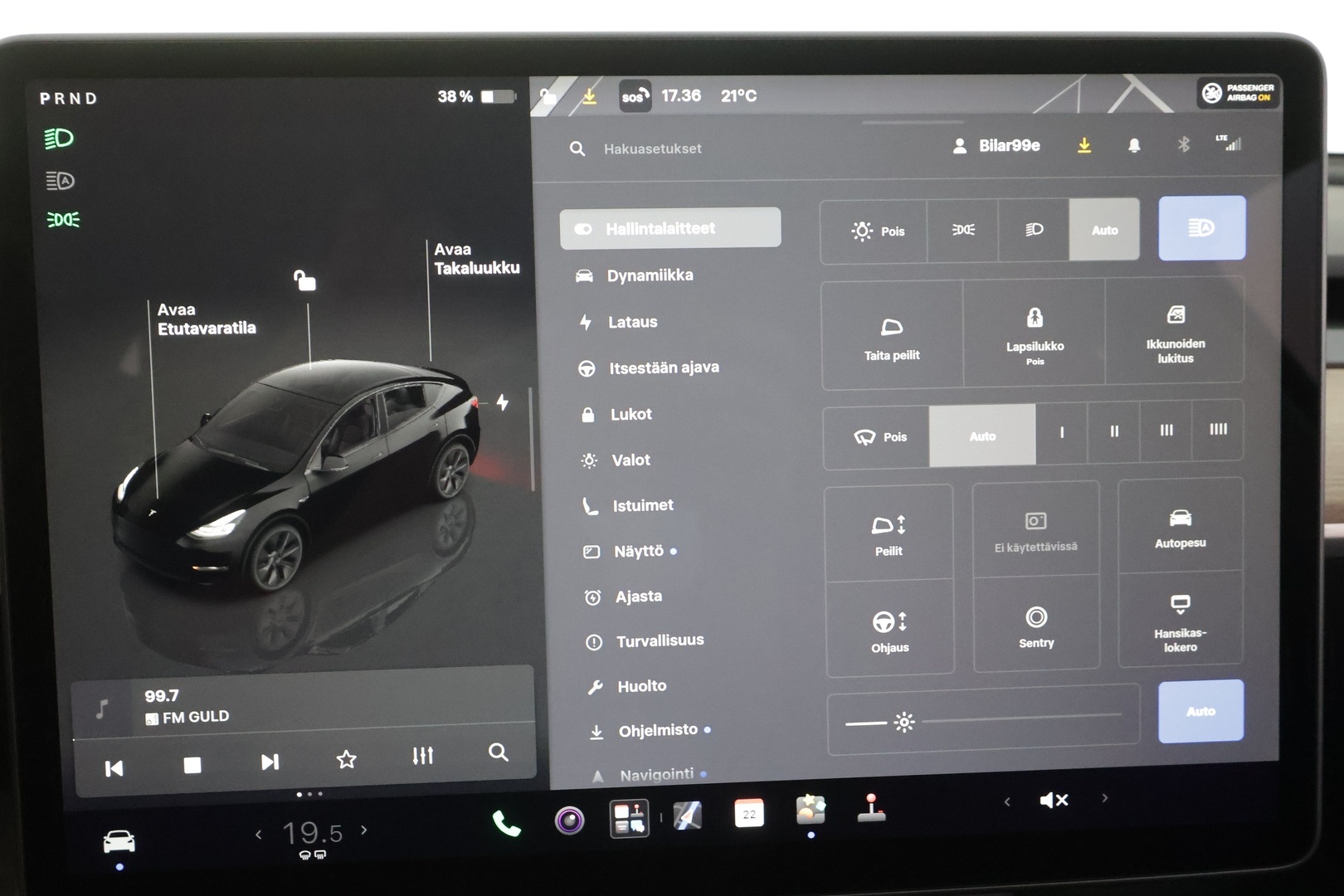 TESLA MODEL Y 2023
