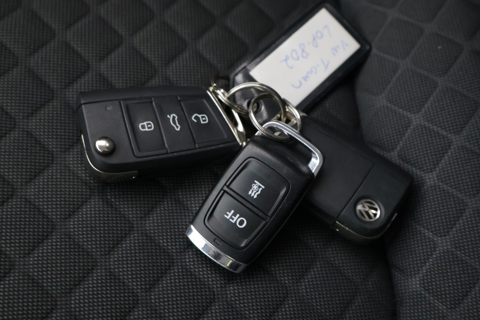 VOLKSWAGEN Tiguan 2018